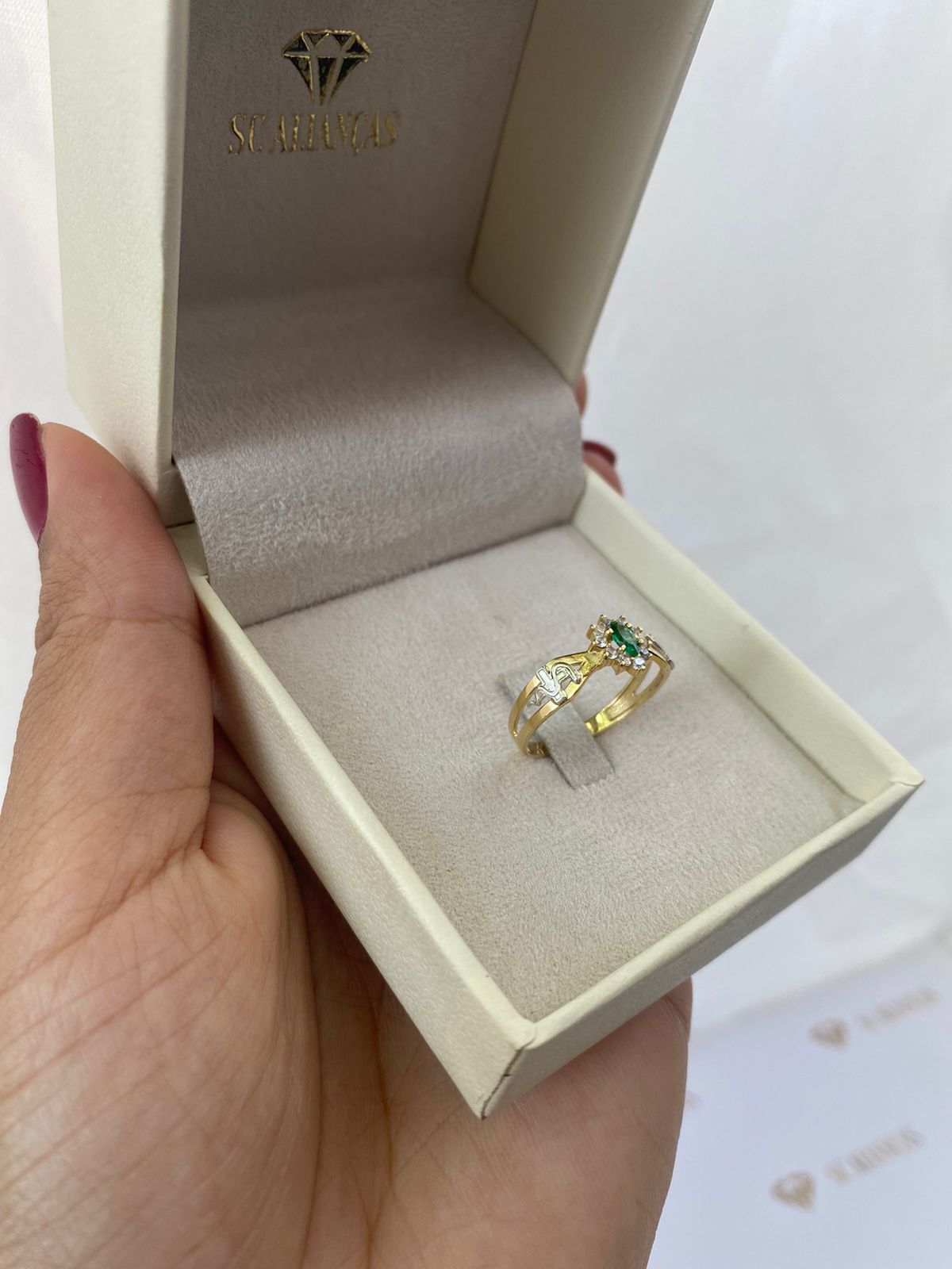 ANEL VIRTUS FORMATURA MEDICINA EM OURO 18K