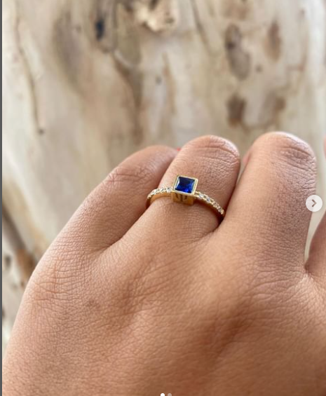 ANEL SINGELO FORMATURA PISCOLOGIA EM OURO 18K