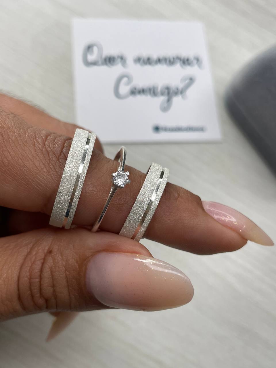 Aliança de Namoro Prata - Feelings 5mm com solitário
