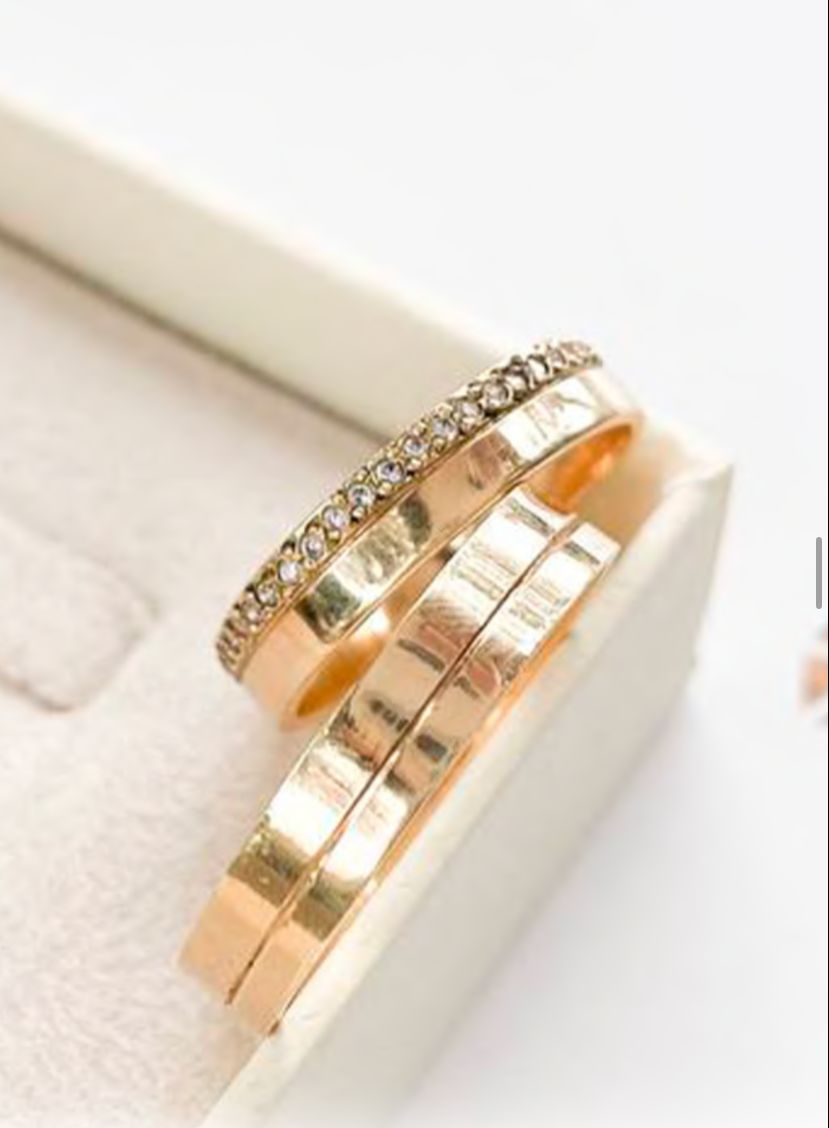 Aliança de Casamento Corfu 4mm Ouro 18K