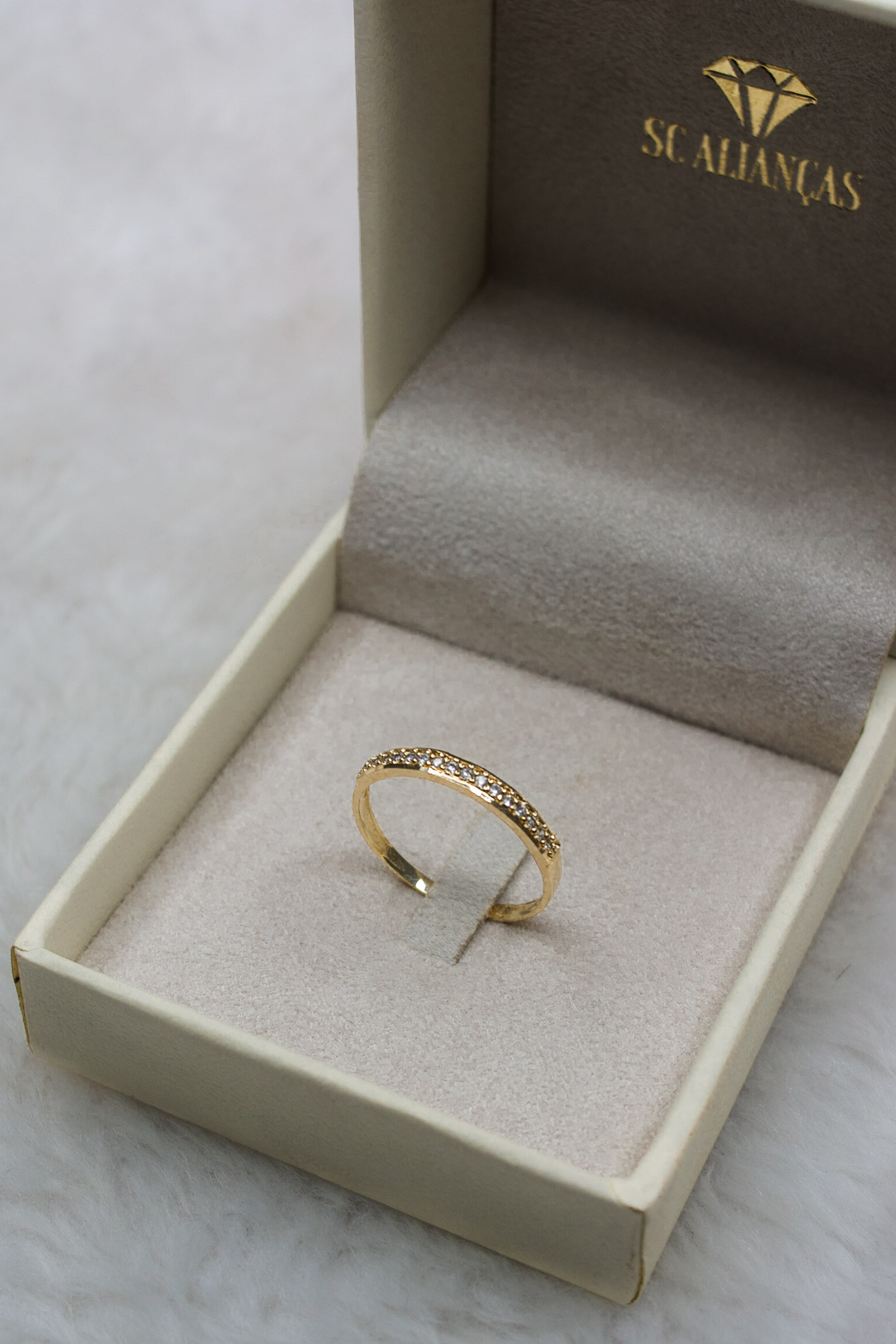 ANEL APARADOR LOUISE - OURO AMARELO 18K