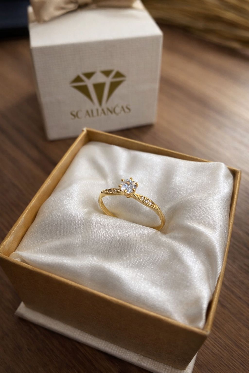 Anel Solitário Serena - OURO 18K